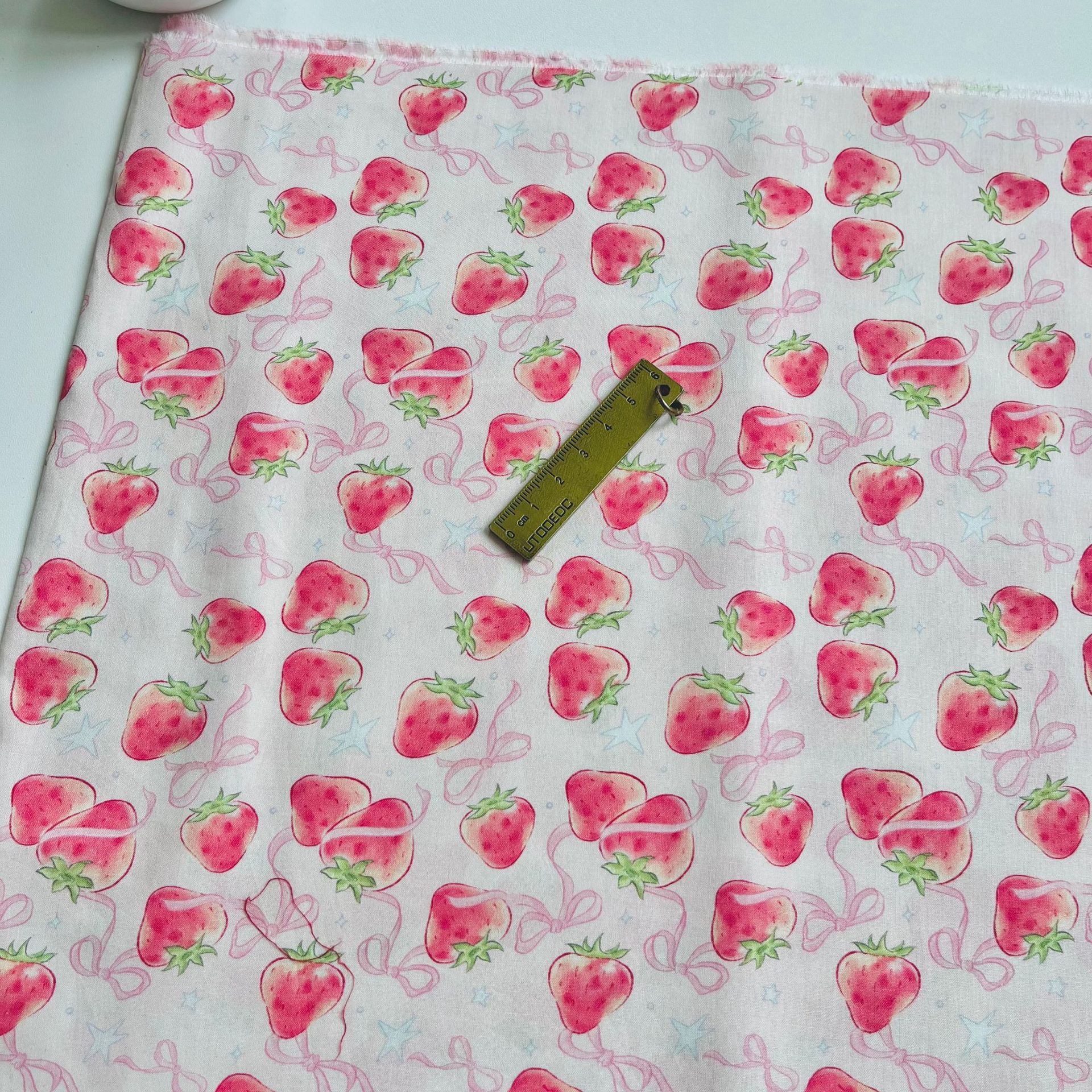 全棉60支数码印花布料 1.5米幅宽水果图案 家居服连衣裙衬衣面料