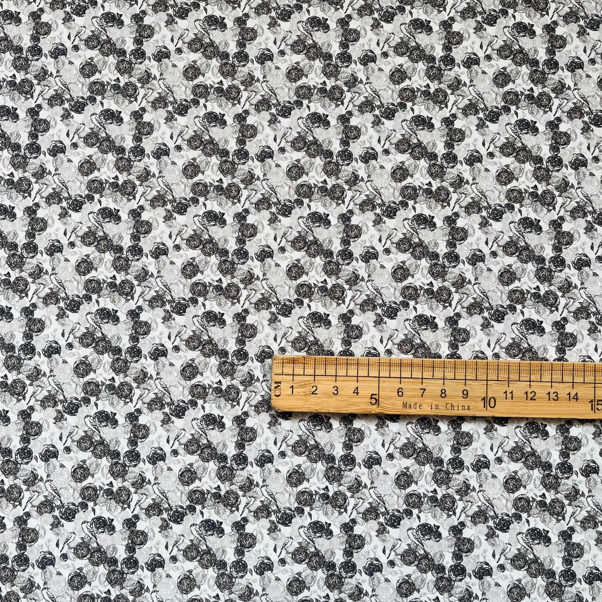 全棉60支府绸面料数码印花素色碎花箱包旗袍连衣裙家居服服装面料