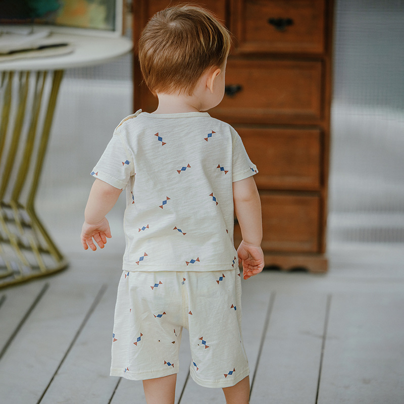 Nordic Summer Baby Set – Lightweight Short Sleeve & Shorts Outfit for Boys & Girls