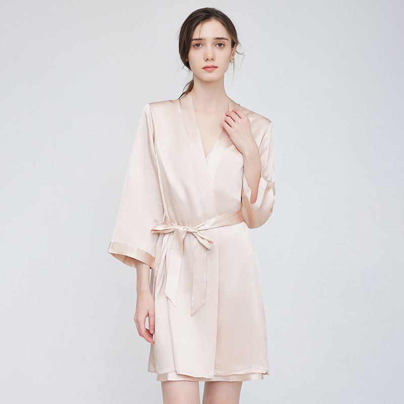 19 MM 100% Mulberry Silk Sleepwear Set–Red Luxury Sleep Robe