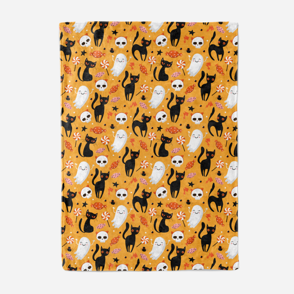 Throw Blanket – Halloween Pattern With Cute Black Cats Candy and Ghost