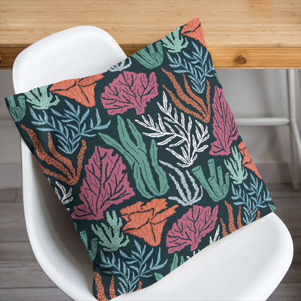 Throw Pillow – Underwater World Seamless Pattern With Hand Drawn Coral And Seaweed