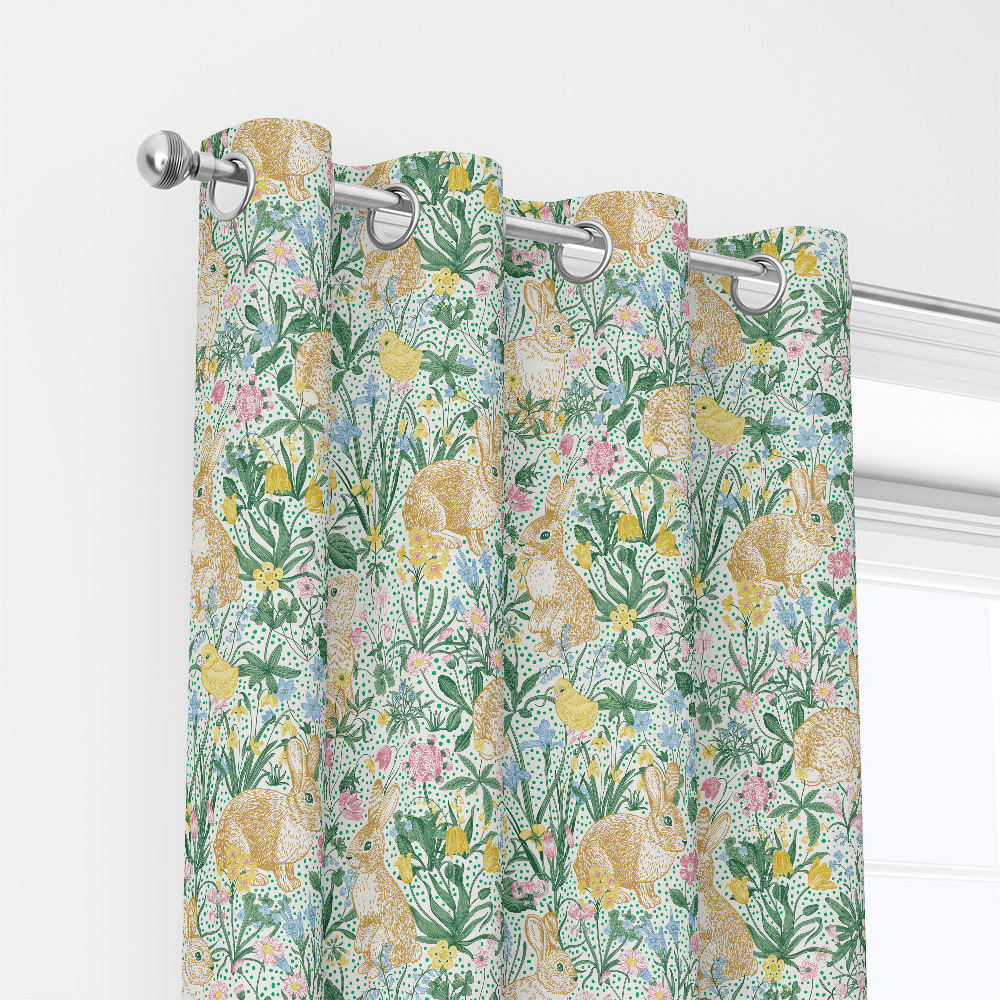 Curtain – Vintage Bunny Meadow Floral Print