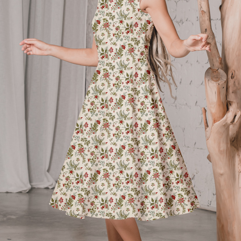 Classic Christmas Winter Flora Fabric – Red & Green Textiles