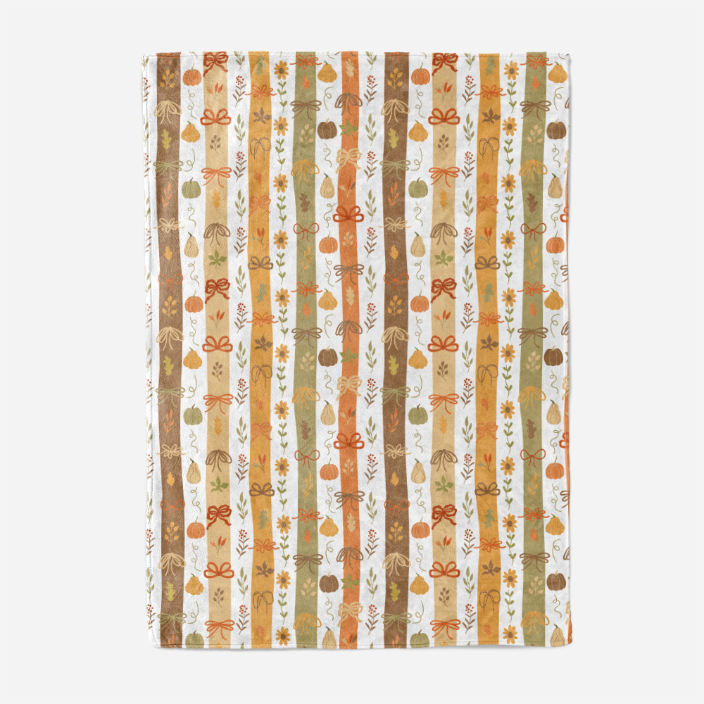 Throw Blanket – Cute Fall Pumpkin & Coquette Bow Print