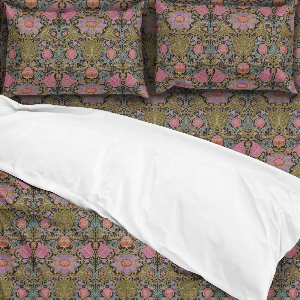 Bedding Set – Vintage Baroque Floral Black Ground Print