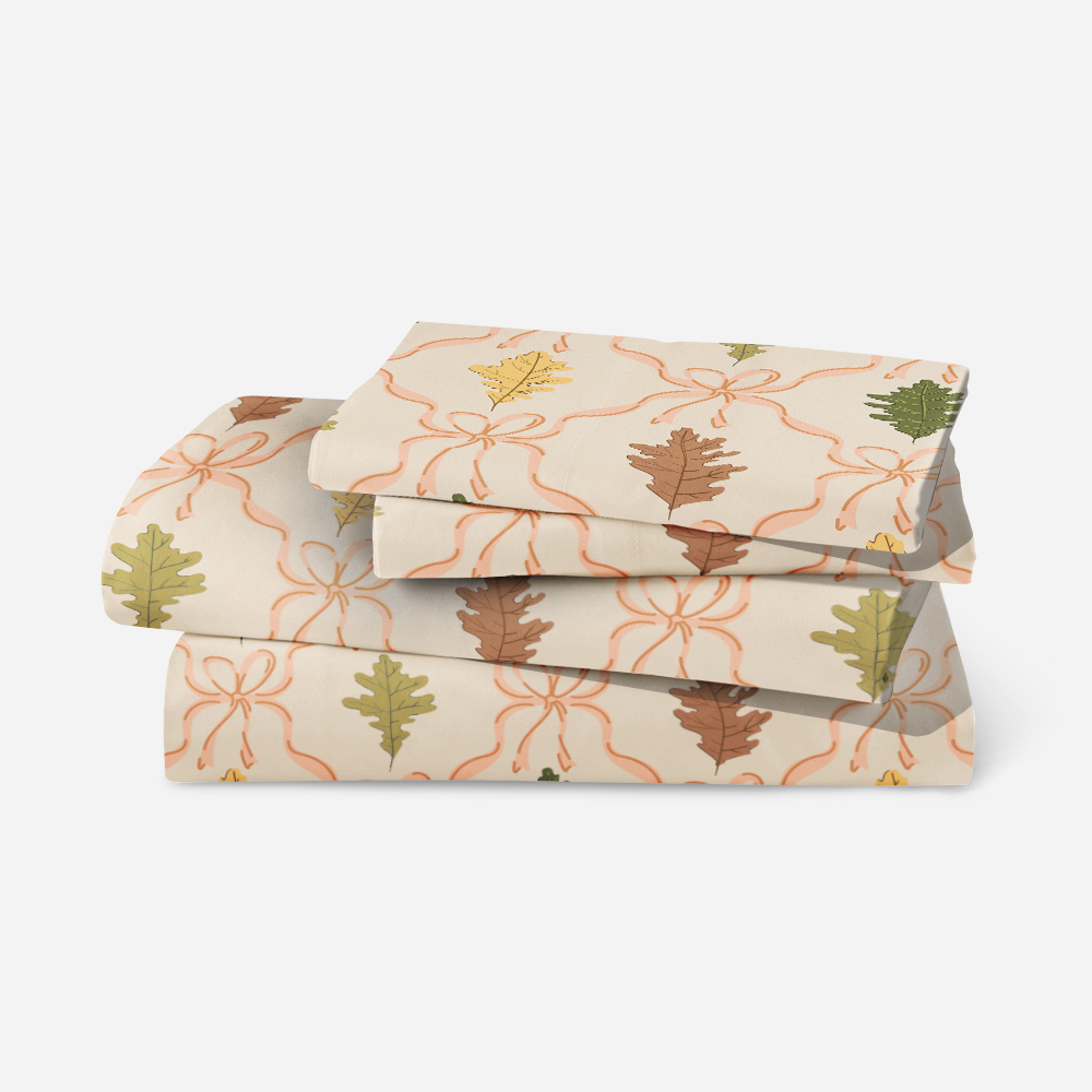 Bedding Set – Autumn Oak Leaves & Coquette Bow