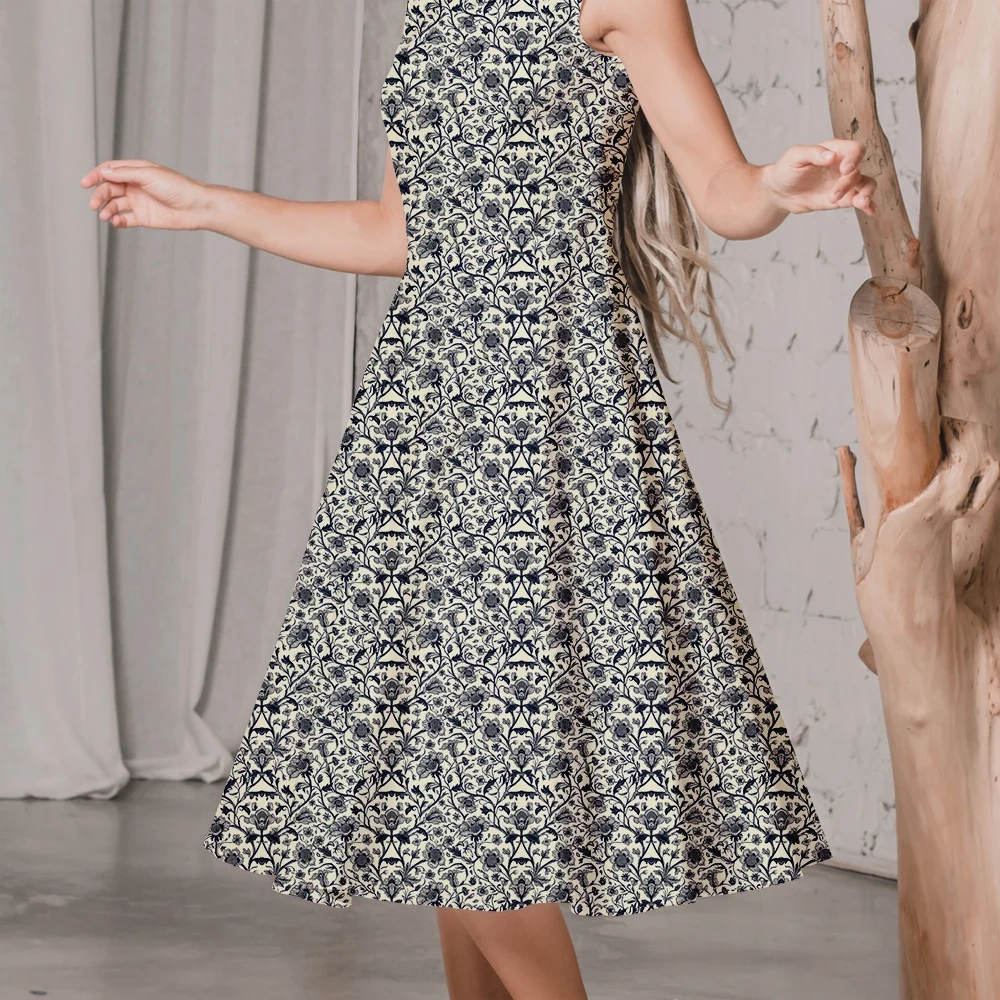 William Morris-Inspired Abstract Vintage Monochrome Flowers and Leaves Pattern Fabric – Custom Print Fabrics