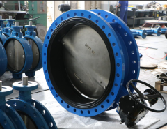 36" Double Flange Butterfly Valve — Ductile Iron Body, CF8M Disc, Gear Operated