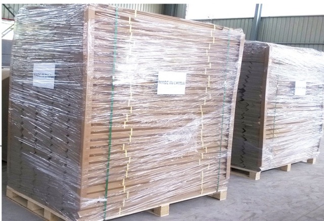 Round solid paper corner protectors, lock type paper corner protectors