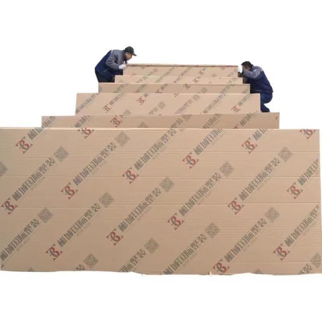 White fan fold cardboard sheet with custom logo printing