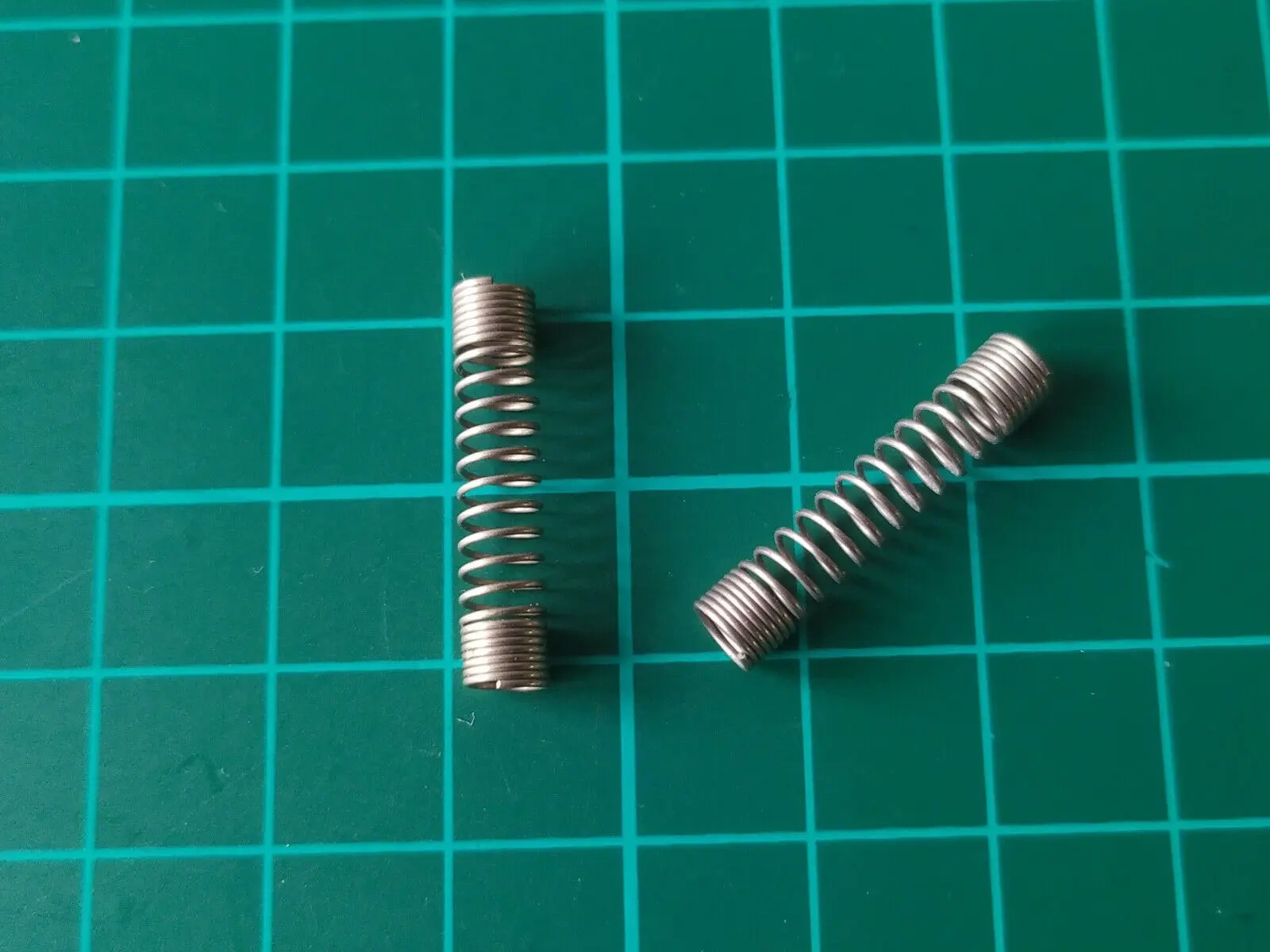 Replacement LT RT Trigger Springs for Xbox 360 controller Springs
