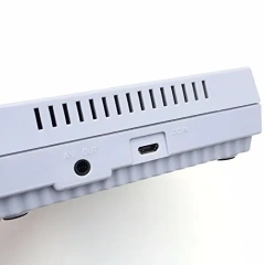 Mini 8 Bit Retro TV Video Game Console Built-in 660 Games Handheld Gaming Player with Game Controllers