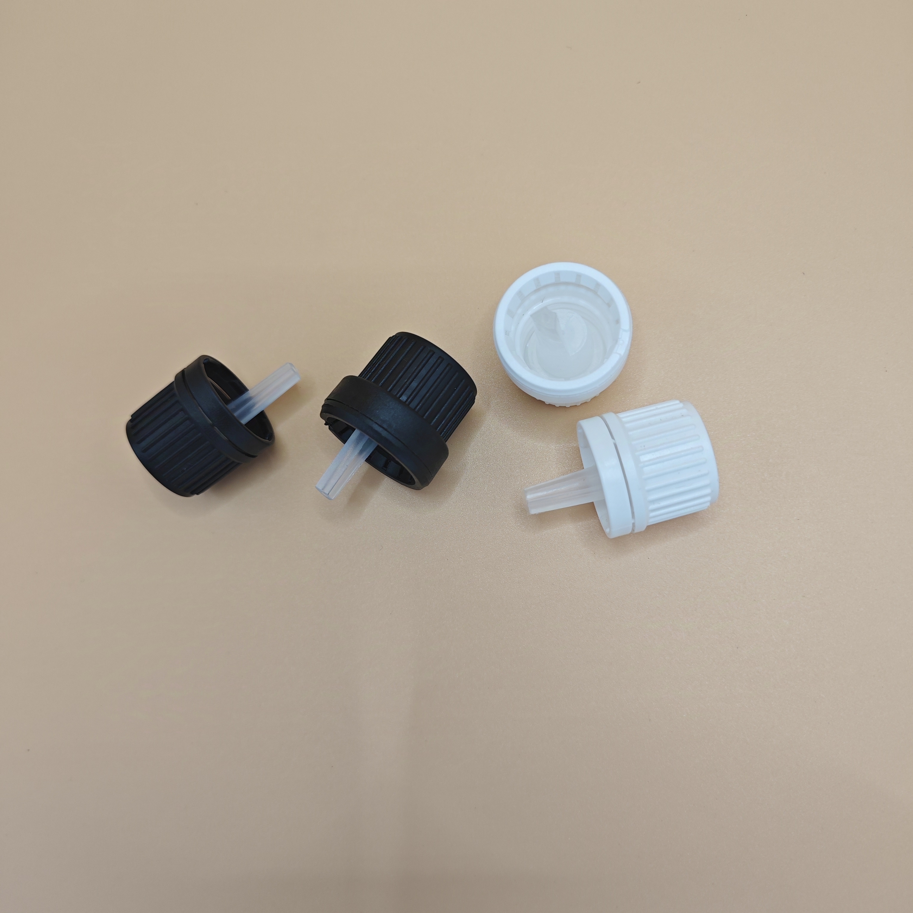 Glass bottle with dropper insert and tamper evident cap, European Dropper Bottles wholesale.5ml 10ml 15ml 20ml 30ml 50ml 100ml in stock.