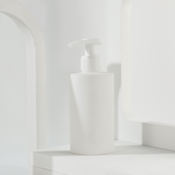 [In stock]200ml flat shoulder PET push-type filling bottle，hot selling product