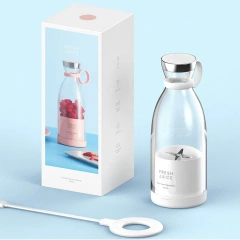 Portable Juicer USB Rechargeable Personal Mini Portable Blender