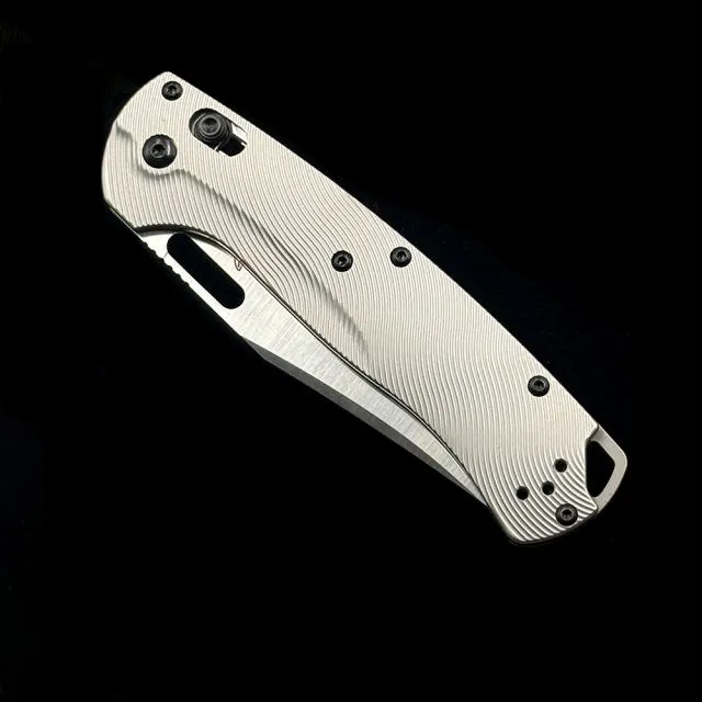 Benchmade BM 15535 TIP Hunt Taggedout AXIS 100% 14C28N Titanium Folding Knife