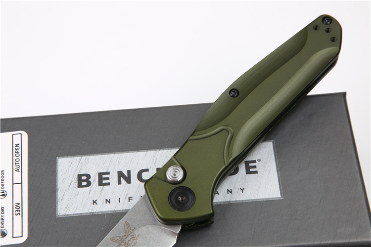 Benchmade 9400 Green Osborne AUTO Folding Knife 3.26" S30V Satin Plain Blade, Green Aluminum Handles