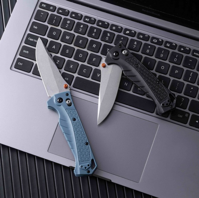 Benchmade 18060 2colors Knife Water Adira 3.50" CPM-MagnaCut Stonewashed Drop Point Folding  Blade, Grivory Handles
