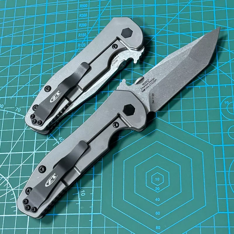 ZT 0620 Knife Flipper 3.62" CTS-204P Blade, Carbon Fiber Handles
