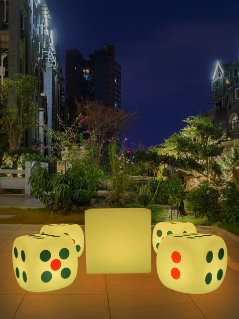 New arrival Plastic illuminated bar furniture party led light up giant dice seats bar night club led table and chairs
