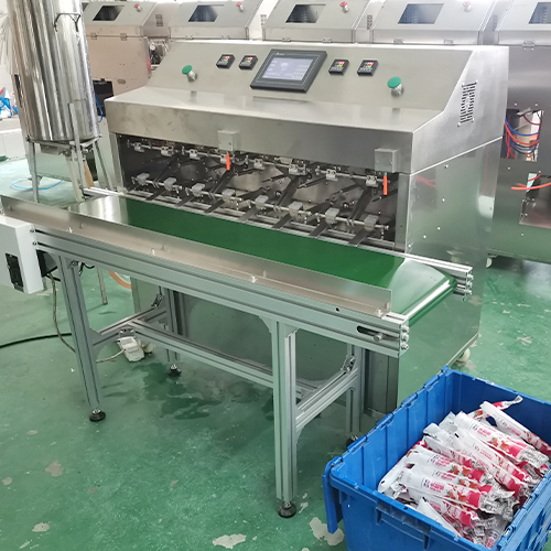 BD1410 Filling and Sealing Machine