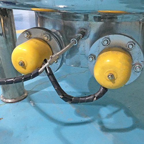 Electrical heating emulsifying tank