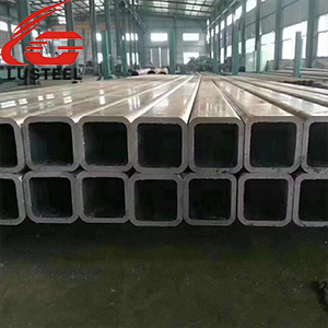 Seamless square pipe