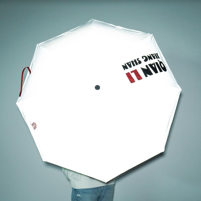 Luxury reverse colorful 3 fold umbrella auto open windproof business gift umbrella with reflective stripe