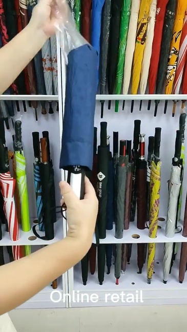 Fashionable umbrella supplier travel umbrella black pongee waterproof auto Paraguas 8 10 12 ribs 3 Folding UV Automatic umbrella