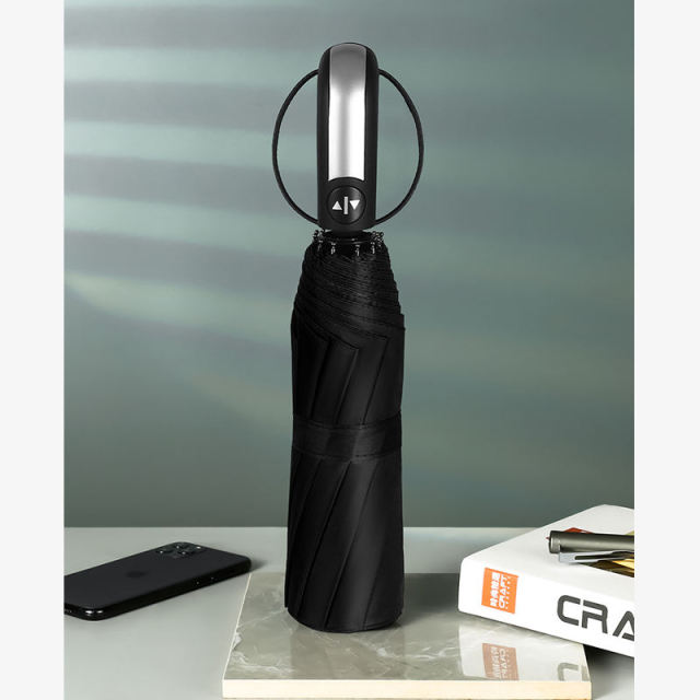 Fashionable umbrella supplier travel umbrella black pongee waterproof auto Paraguas 8 10 12 ribs 3 Folding UV Automatic umbrella