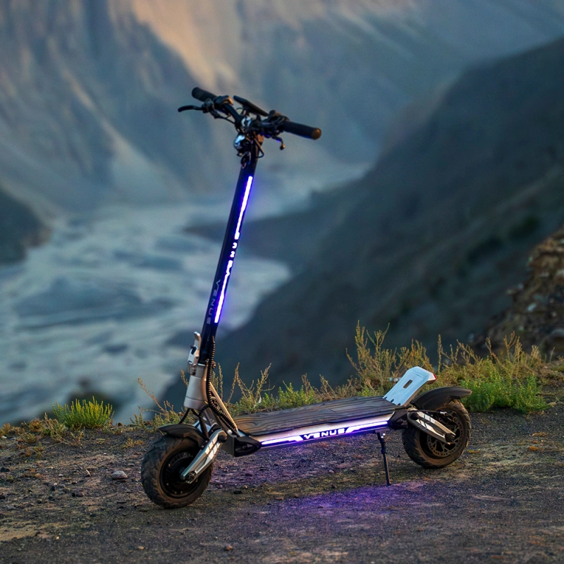 Venus 10 SPORT L High-End Dual Motor Electric Scooter - 1600W Powerful Motor, 60km/h Top Speed, 64km Range, Premium Commuter with Hydraulic Brakes