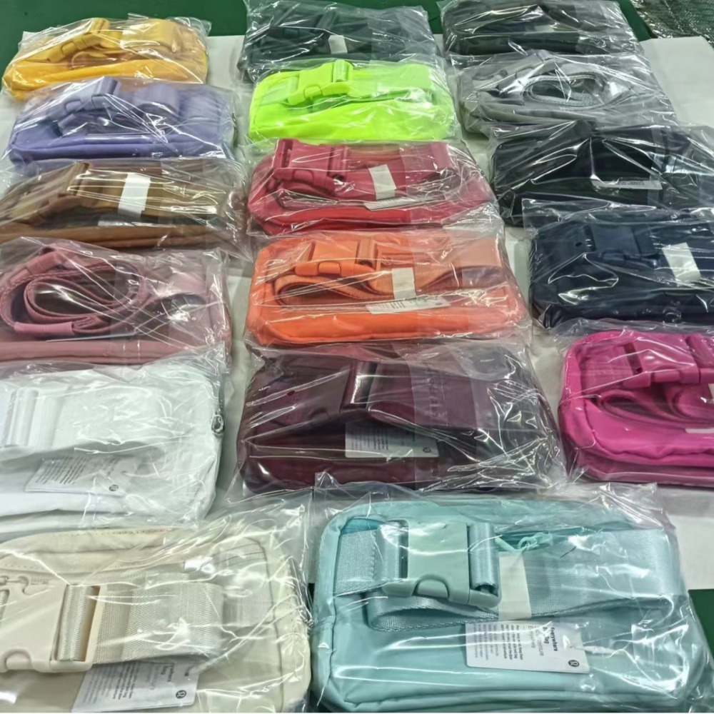 Everywhere Belt Bag 1L With Adjustable Strap