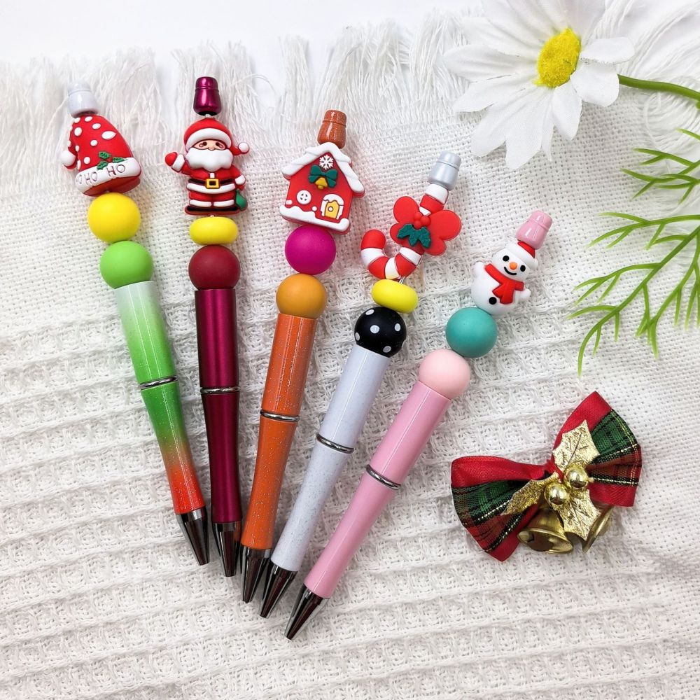 跨境热销圣诞系列新品 3D立体硅胶 卡通 DYI串珠 工厂批发