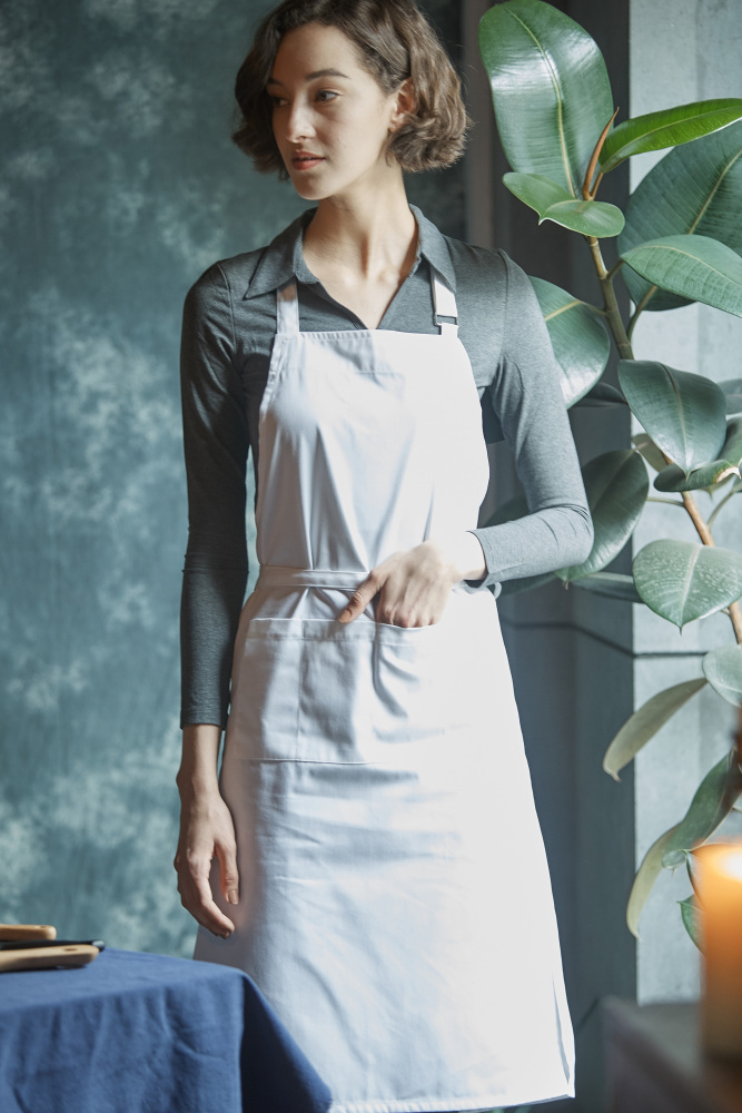 Halter apron skirt with slit hem - white - unisex #443-1