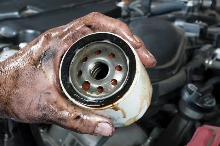 Reasons Why a Car Is Leaking Oil and How to Fix It &ndash; oil filter and drain plug leak points
