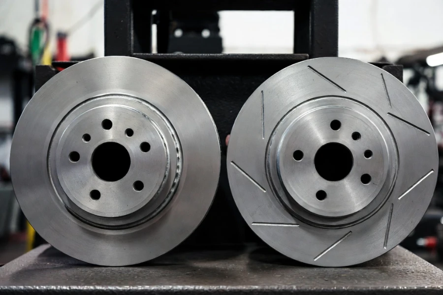 Why Are My Brakes Overheating comparing solid and vented brake rotors for heat dissipation