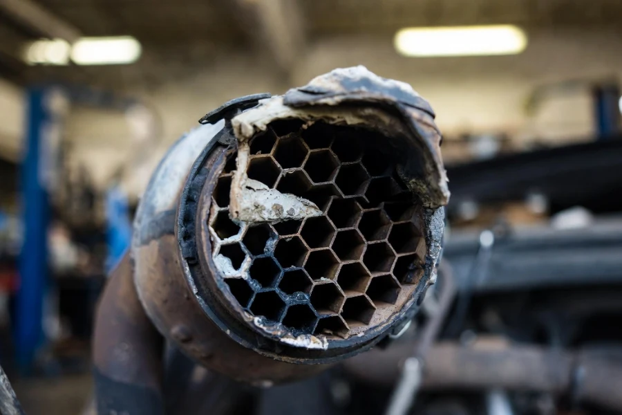 car losing power catalytic converter blockage real diagnostic scenario