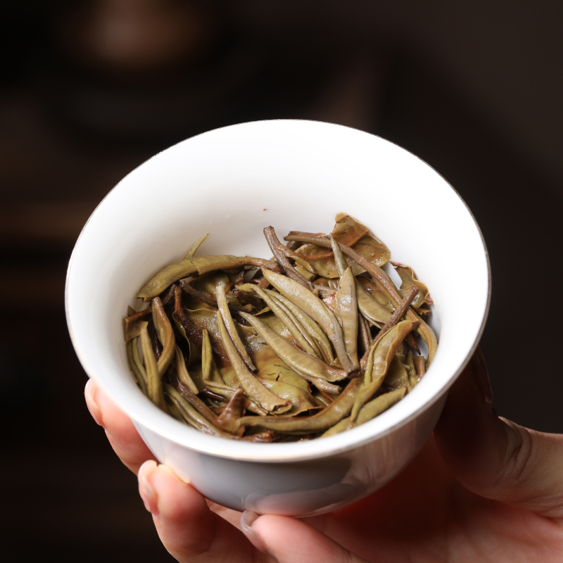 yetianyueguangbai
