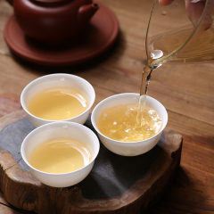 Silver Flower Aroma Dancong Tea