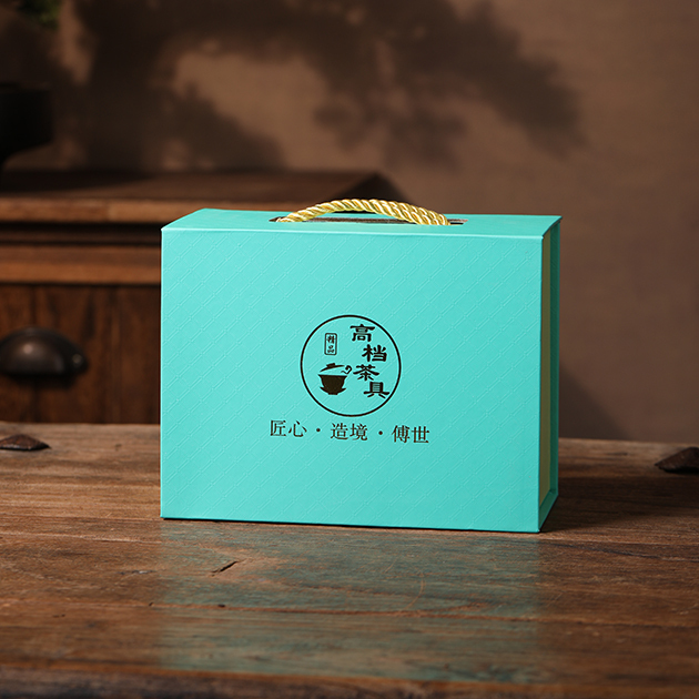冠18
