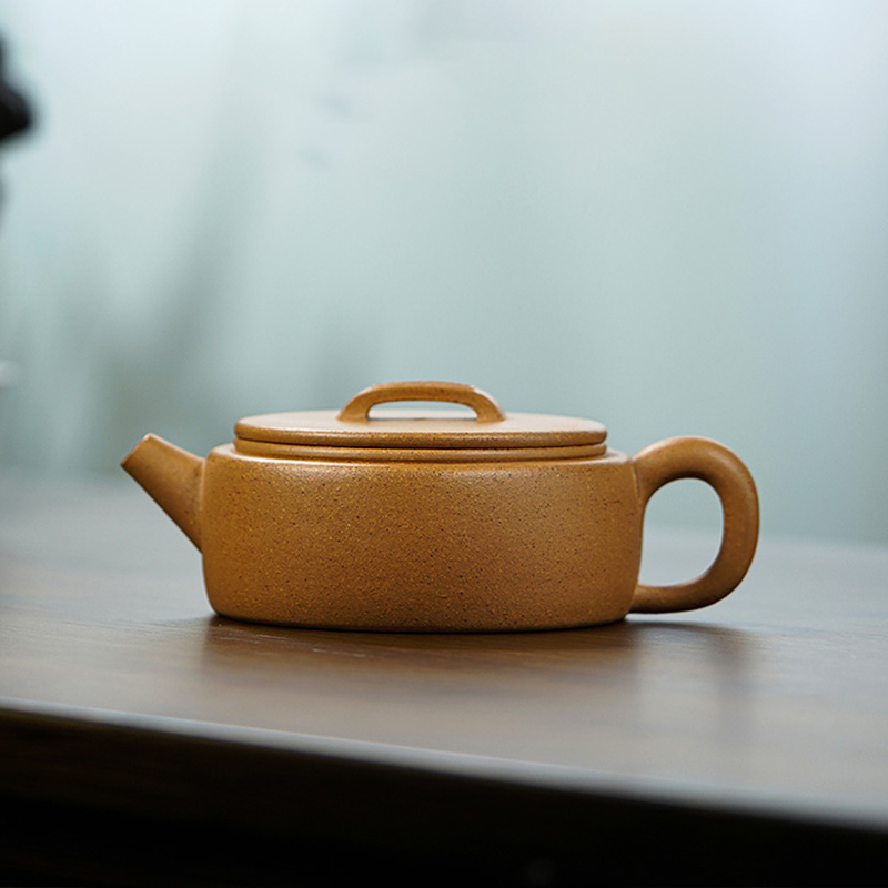 Yixing Purple Clay Teapot Golden Duan clay Large caliber hand made Practical vessel shapes 150ml