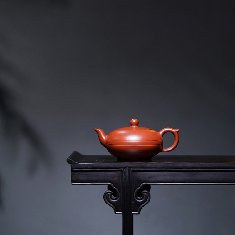 Yixing Purple Clay Teapot  Zhu Ni hand made feihong teapot 150ml