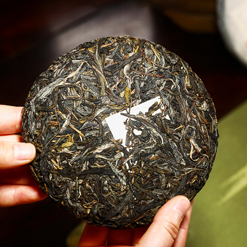 yuanhu goverment owned Puer tea Yunnan large-leaf sun-dried green tea cake