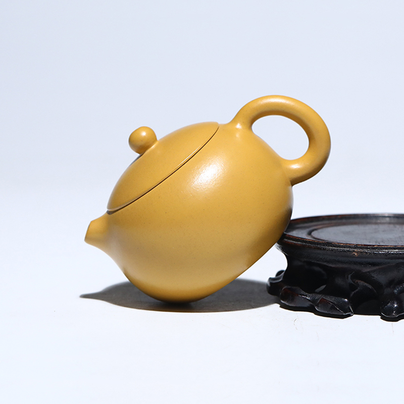 Yixing Purple Clay Teapot Famous Teapot All Handmade Raw Ore Gold Section Clay Longevity Peach Teapot for Self-use Teapots