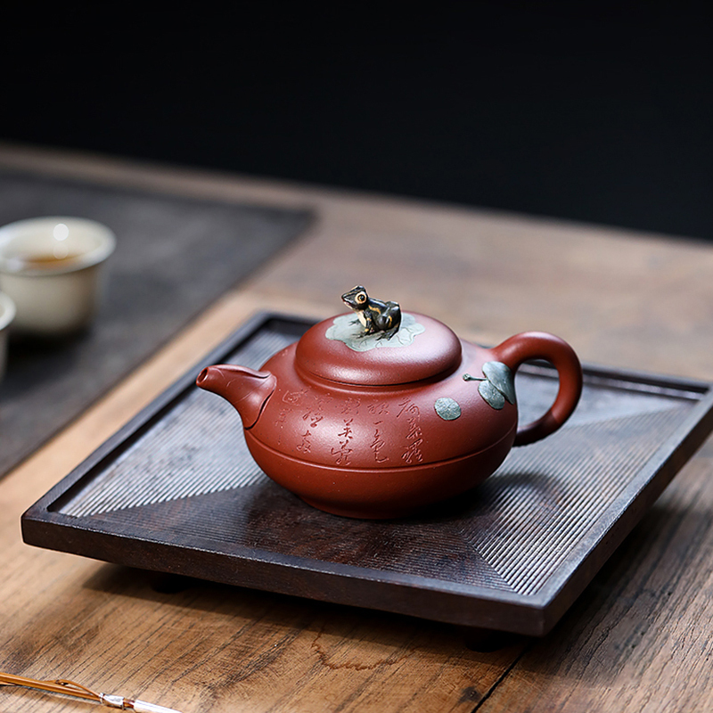 Yixing Zisha Teapot Original Mine Bottom Trough Clear Lotus Pond Clear Fun Famous Artist Dong Yuefeng Handmade Teapot