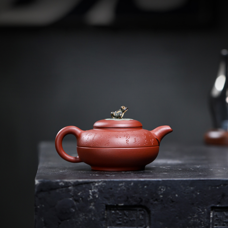Yixing Zisha Teapot Original Mine Bottom Trough Clear Lotus Pond Clear Fun Famous Artist Dong Yuefeng Handmade Teapot