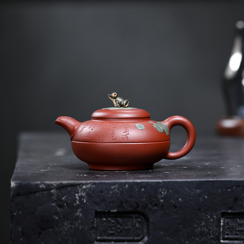 Yixing Zisha Teapot Original Mine Bottom Trough Clear Lotus Pond Clear Fun Famous Artist Dong Yuefeng Handmade Teapot