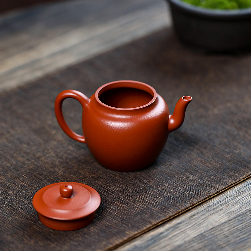 Yixing Zisha Teapot - Master Artisan Full-Handmade Original Zhuni Clay Flat-Lid Lotus Seed Style Kungfu Tea Set  150ml