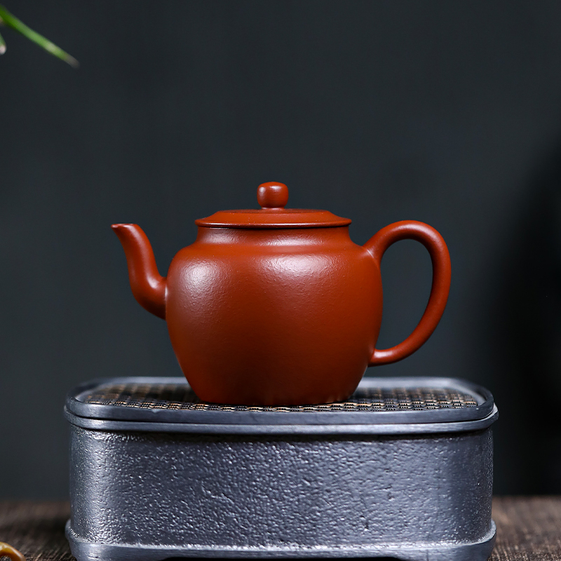 Yixing Zisha Teapot - Master Artisan Full-Handmade Original Zhuni Clay Flat-Lid Lotus Seed Style Kungfu Tea Set  150ml